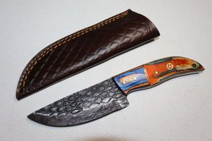 lot 197 image: Hunting knife with sheath