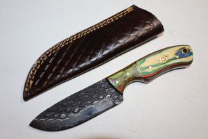 lot 198 image: Hunting knife with sheath
