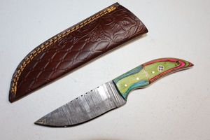 lot 207 image: Hunting knife with sheath
