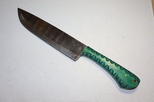 lot 230 image: Kitchen knife 8 blade with green handle