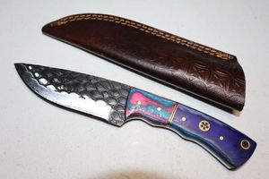 lot 235 image: Hunting knife with sheath