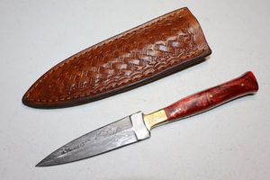 lot 278 image: Dagger knife with sheath