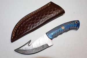 lot 279 image: Gut hook skinner knife with sheath
