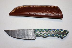 lot 316 image: Hunting knife with sheath