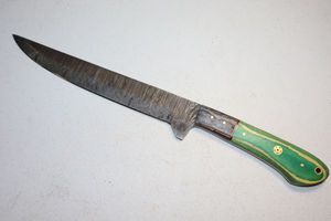 lot 384 image: Kitchen knife with 7.75 blade and green handle