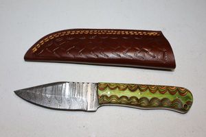 lot 324 image: Hunting knife with sheath