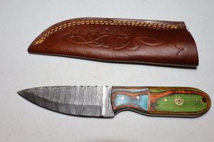 lot 326 image: Hunting knife with sheath