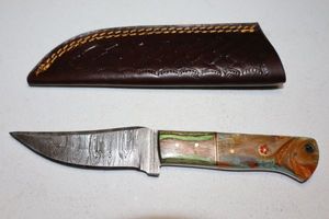 lot 335 image: Hunting knife with sheath