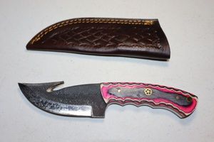 lot 367 image: Gut hook skinner knife with sheath