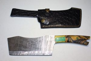 lot 372 image: Cleaver knife with sheath 5.75 blade