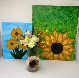 lot 33 image: 2 CANVAS PAINTINGS WFLORAL ARRANGEMENT. SM PAINTING&nbsp 14 X 11.&nbsp lLRG PAINTING 20 X 16. VASE 7 INCHES TALL.