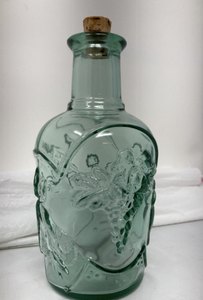 lot 91 image: CARODIAN GREEN 2402 DECANTER WITH CORK