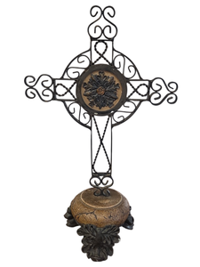 lot 49 image: CAST IRON CROSS ON A BROWN BASE.&nbsp BASE&nbsp HAS CLAW FEET AND IS MADE OF CAST IRON.&nbsp