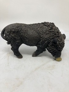 lot 222 image: Javalina (Wild Boar) 7T  11L  5.5D Black Figurine, Unusual Find