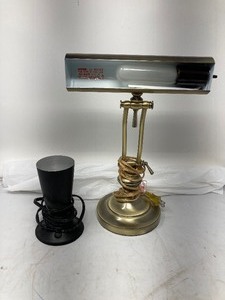 lot 280 image: 2 Desk Lamps.  A Brass Bankers Lamp 14T  9.5W AND A Small Black Spotlight  6.5T   2.5W