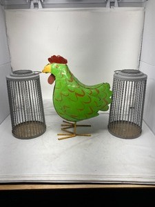 lot 293 image: Unique, Homemade, Green, Orange, &amp Yellow, Metal Chicken 14T x 11.5W AND 2 Unidentified Cylindrical Structures With Solar Panel on Top and Rods For Open Walls. Could be Great Decorative Items.