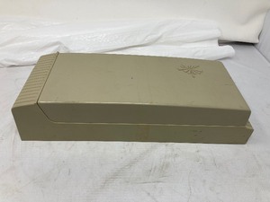 lot 177 image: Sears Electric Knife with case    Handle 9.5  Blade 11