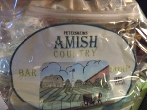 lot 30 image: PETERSHEIMS AMISH BAR SOAP - 5 PACK NEW