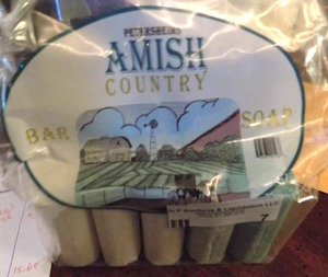 lot 7 image: PETERSHEIMS AMISH BAR SOAP - 5 PACK NEW