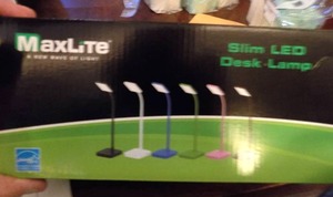 lot 117 image: MAXLITE DESK LAMP - NEW