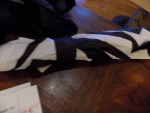 lot 90 image: BLACK & WHITE UMBRELLA W CASE  NEW