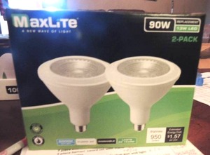 lot 40 image: 2 pack maxlite  80 W flood light bulbs