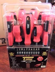 lot 44 image: TORQ 21 piece Screwdriver Set