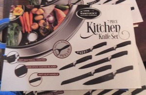 lot 33 image: KENTUCKY CUTLERLY CO. 7 piece kitchen cutlery knife set - NEW