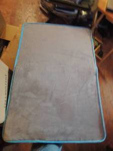 lot 46 image: DOG BED  CUSHION PAD - NEW