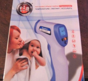 lot 79 image: Contactless thermometer - NEW