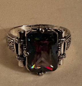 lot 188 image: NEW mens silver ring with citrine stone
