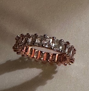 lot 193 image: NEW Zircon stone channel ring
