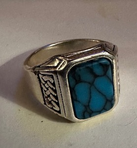 lot 182 image: NEW mens size 12 turquoise stone Silvertone ring heavy