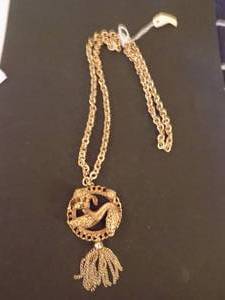 lot 149 image: Poodle necklace Midmodern