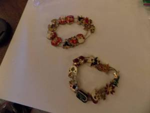 lot 214 image: christmas bracelets x 2