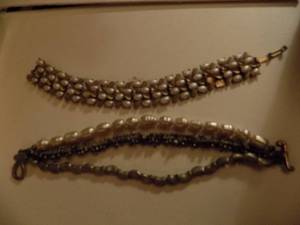 lot 223 image: 2 Bracelets