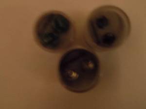 lot 250 image: 3 pair earrings