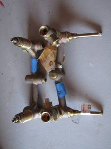 lot 53 image: BRASS WATERSHOWER VALVES