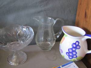lot 54 image: CERAMIC & GLASS Pitchers, fruit bowl on stand