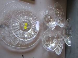 lot 60 image: glass lot