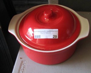 lot 29 image: Cerutil stoneware made in Portugal  red in color