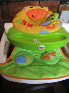 lot 74 image: sit me up baby chair