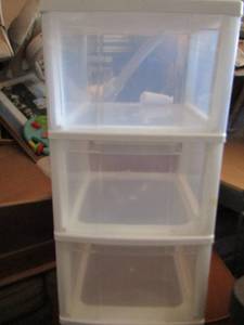 lot 79 image: 3 drawer storage shelf
