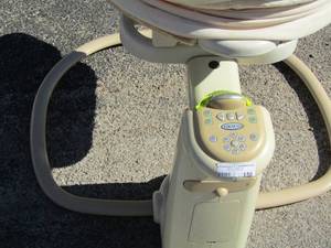 lot 156 image: Graco baby swing