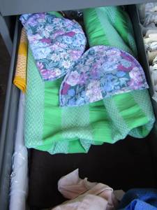 lot 224 image: fabric pieces