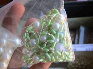 lot 233 image: various beads look at pics