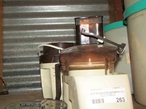 lot 263 image: FOOD PROCESSORShredder
