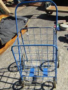 lot 291 image: blue rolling storage cart