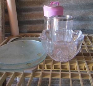 lot 294 image: glass lot