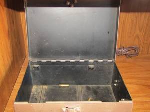 lot 303 image: metal storage box